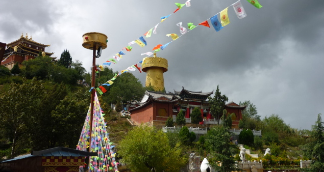 【麗江雙飛5天優(yōu)質(zhì)團(tuán)】玉龍雪山、香格里拉普達(dá)措、大